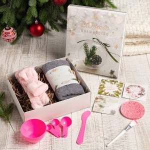 Новогодний подарочный набор "Зимнего волшебства", полотенце и аксессуары