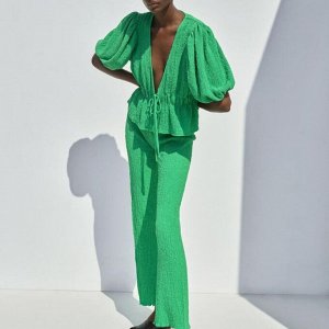 Женский костюм, блуза+штаны, цвет зелёный