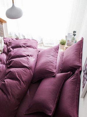 Комплект постельного белья СТРАЙП САТИН PREMIUM цвет  Бордо 2 спальный с простыней на резинке