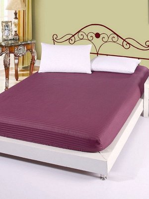 Комплект постельного белья СТРАЙП САТИН PREMIUM цвет Бордо Евро с простыней на резинке