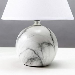 Настольная лампа 16818/1 E14 40Вт бело-серый h.27см RISALUX
