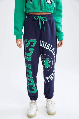 Defacto Fit NBA Boston Celtics Лицензированные спортивные штаны с мягким ворсом стандартной посадки для бега
