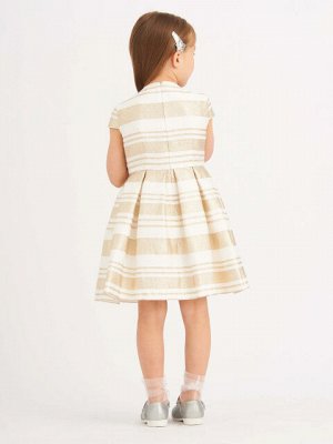 Платье с короткими рукавами