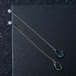 Серьги висячие &quot;Цепочки&quot; капля в огранке, цвет изумрудный в серебре