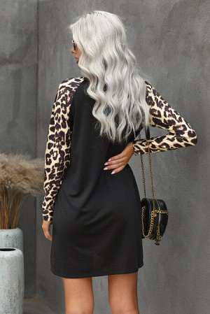 Черное платье с карманами и длинными рукавами с леопардовым принтом