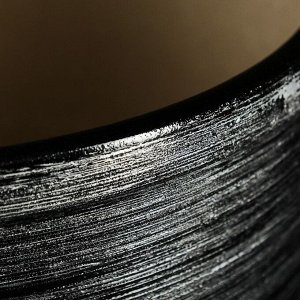 Горшок для цветов «Космос», керамический, с поддоном, 8 л, чёрный с серебряными полосками