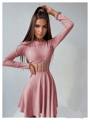 Платье приталенное с корсетной вставкой розовое