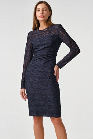 Платье кружевное облегающее короткое с рукавами темно-синее