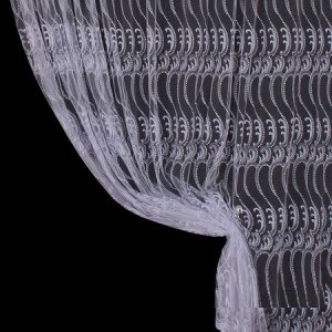 Тюль Ширина: 3м. Высота: 2,7м.
Тюль из ткани сетка (Турция) на шторной ленте (25 мм). 100% полиэстер. Цвет белый. Максимальная высота 2,7 метра. Данная модель может быть пошита по индивидуальным разме