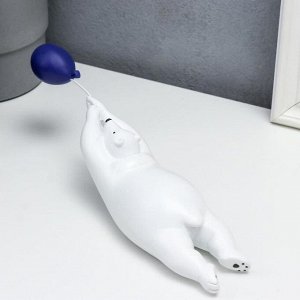 Сувенир полистоун "Белый мишка с фиолетовым воздушным шариком" 6,5х12х26 см