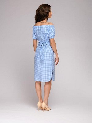 Платье длины миди в голубую клетку с открытыми плечами