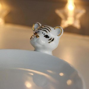 Сувенир керамика подставка "Белые тигрята с тарелочкой" с золотом 6,4х19,4х18,8 см