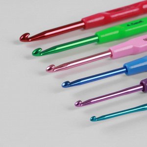 Арт Узор Набор крючков для вязания, с пластиковой ручкой, d = 2,5-5 мм, 14 см, 6 шт, цвет разноцветный