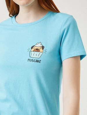 Футболка голубая с бульдожиком в пироженке