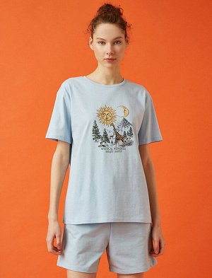 Футболка голубая "Волшебный мир"