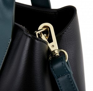Сумка Видео: https-//www.modernbag.ru/media/upload/A-CC-10153%20(1).mp4


	Высококачественные сумки класса ЛЮКС.

Стильные, красивые, большие и, в то же время, весьма элегантные модели.

Материа