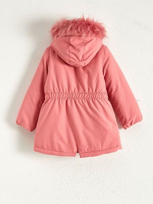 Пальто для девочки с капюшоном