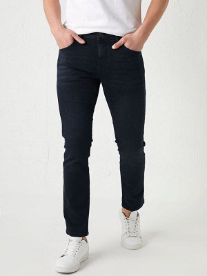 Джинсы 750 Slim Fit