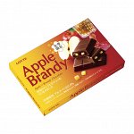 LOTTE Apple Brandy - сезонный шоколад с пропиткой из бренди и кусочками яблока