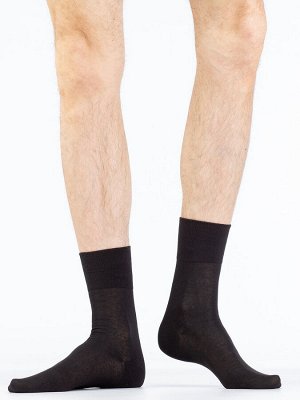 Носки nero Состав: Микромодал 90%, Полиамид 10%
Цвет: nero
Год: 2021
Премиальные мужские носки из мягкого микромодала. У модели усиленные мысок и пятка, кеттельный шов и широкая комфортная резинка. Но