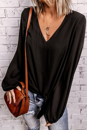 Черная блуза с V-образным вырезом и пышными рукавами