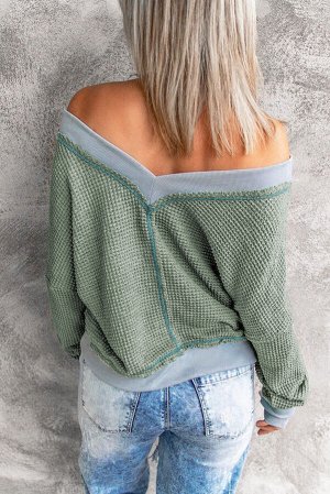 Зеленый вафельный пуловер оверсайз с V-образным вырезом