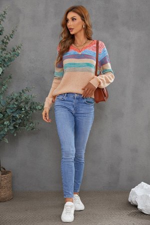 Бежевый вязаный пуловер в разноцветную полоску
