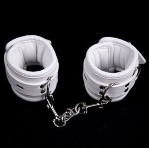 Наручники BDSM LUXURY "Снежная королева"
