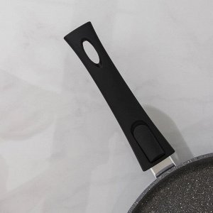 Сковорода Доляна «Марбл», d=22 см, стеклянная крышка, съёмная ручка, антипригарное покрытие, цвет серый