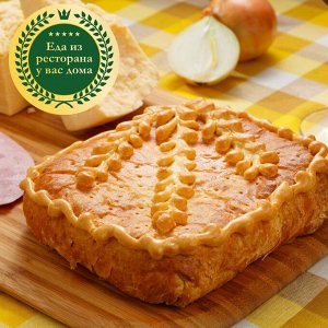 Пирог слоено-дрожжевой с яйцом и зеленым луком