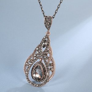 Модное ожерелье Kinel с серыми кристаллами и крупными каплями