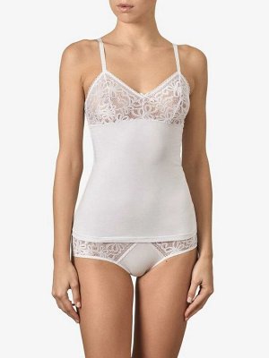 LUI et ELLE EF2131 blanc Майка женская цветочный узор и лаконичность форм