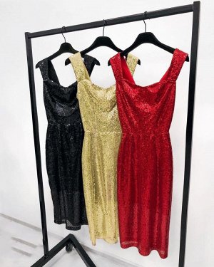 Платье Материал платья: паетки, подклад.Длина платья 105см