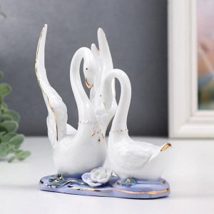 Сувенир керамика "Два лебедя в заводи с лотосом" 13 см