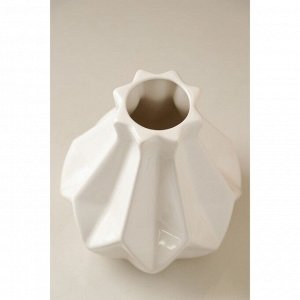 Ваза керамика настольная "Оригами", геометрия, глянец, белая, 15 см