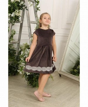 Велюровое платье с гипюром для девочки Цвет: серый