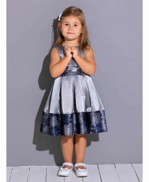 Нарядное серое платье для девочки с гипюром Цвет: серый