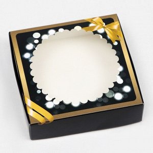 Подарочная коробка с окном "Золотой бант", 11,5 х 11,5 х 3 см