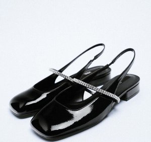 Босоножки женские лаковые на квадратном каблуке, цвет черный