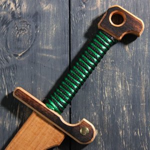Сувенирное деревянное оружие "Меч мастера", массив бука, 65 см, микс