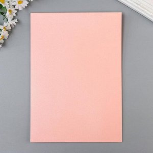 Картон "Жемчужный нежно-розовый" формат А-4 плотность 250 гр