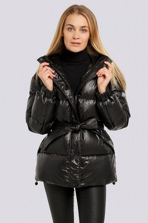 Куртка Женская куртка – это не только модное приобретение, но и залог практичности, комфорта,
безукоризненного образа. Если вы мечтаете быть на пике моды, подвяжите ее поясом, если
хотите выглядеть бо