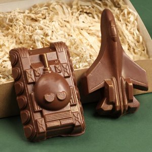 Шоколадные фигурки 2 в 1 Самолет + Танк, 135 г