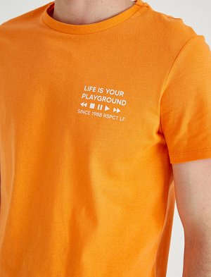 Футболка мужская оранжевая "Жизнь - это твоя игровая площадка"