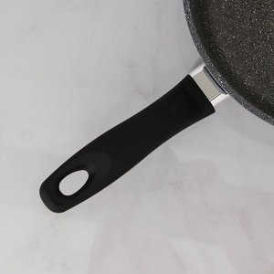Сковорода Доляна «Марбл», d=22 см, пластиковая ручка, антипригарное покрытие, цвет серый