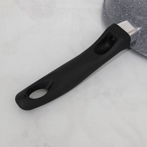 Сковорода Доляна «Марбл», d=24 см, пластиковая ручка, антипригарное покрытие, цвет серый
