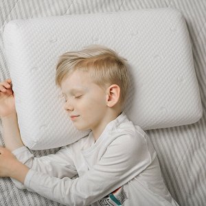 Детская подушка с эффектом памяти Классика Junior от 6 лет