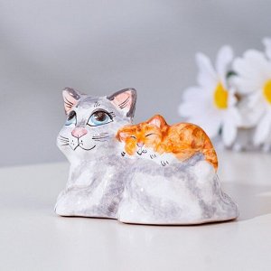 Сувенир "Кошка с котёнком", ярославская майолика, h=5 см