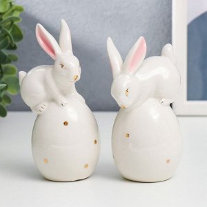 Сувенир керамика "Белый кролик на пасхальном яйце" МИКС 13,2х5 см