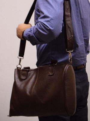 Мужская сумка из натуральной кожи